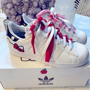 Hello kitty Adidas woman shoes